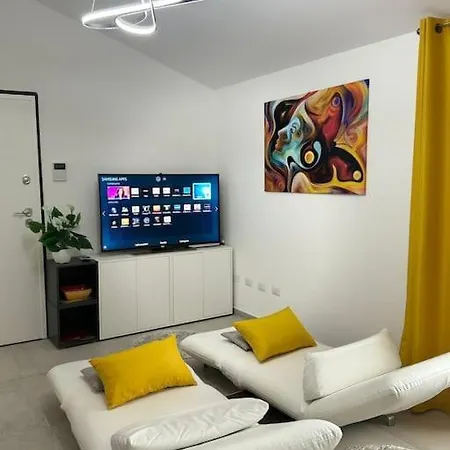 Feel House Quartello Apartman *